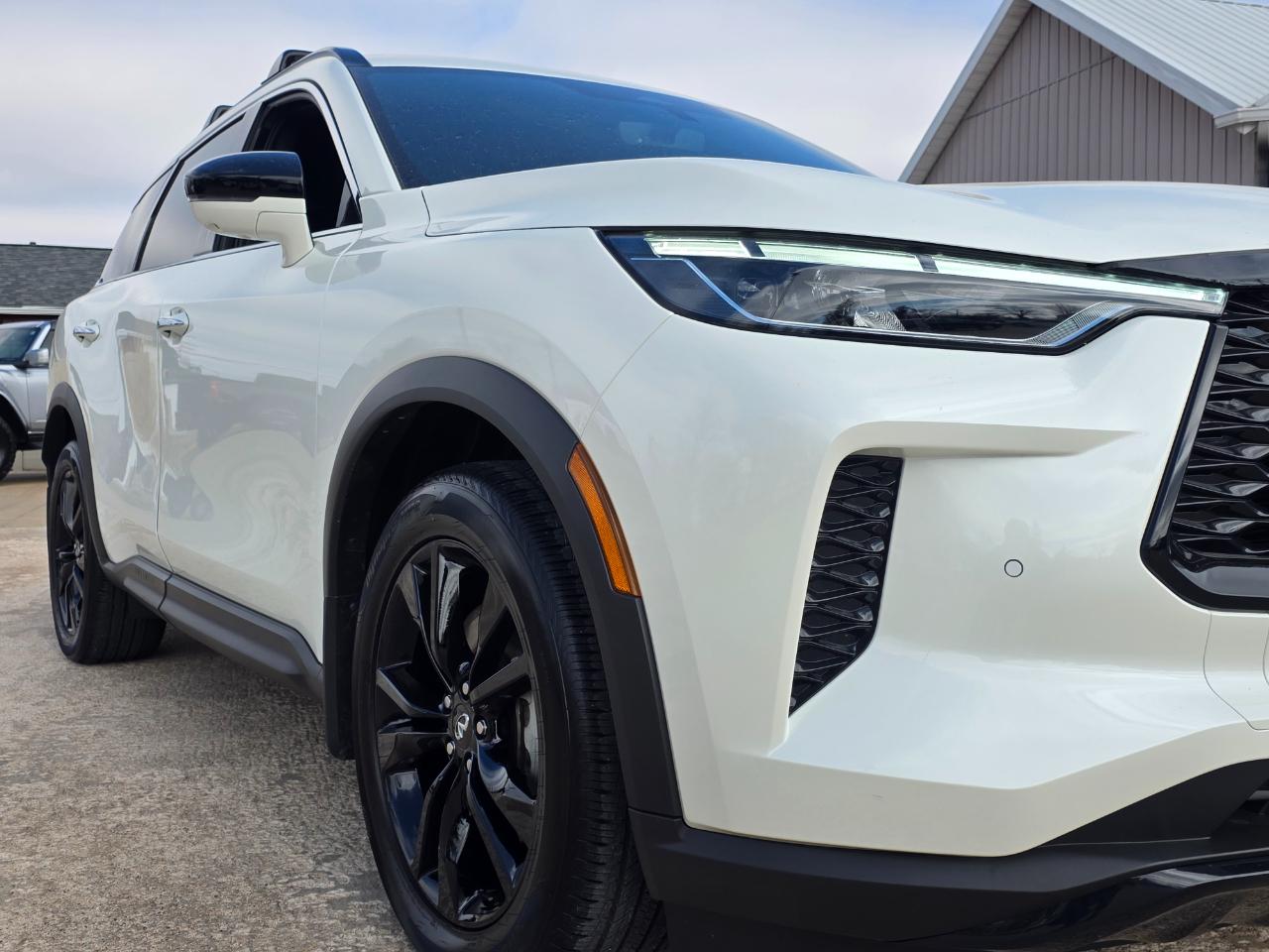 Infiniti QX60 AWD 2025