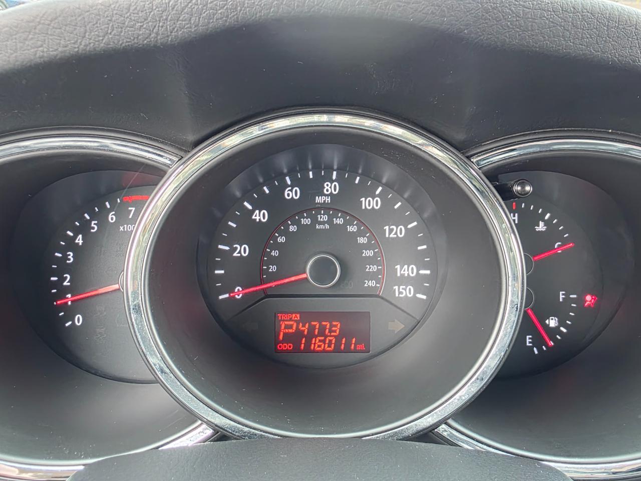 Kia Sorento EX V6 2WD 2012