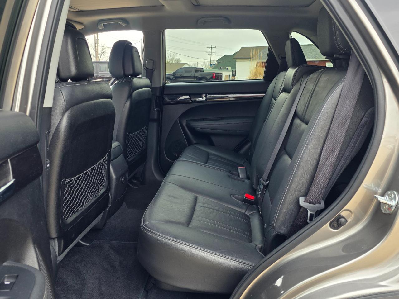 Kia Sorento EX V6 2WD 2012