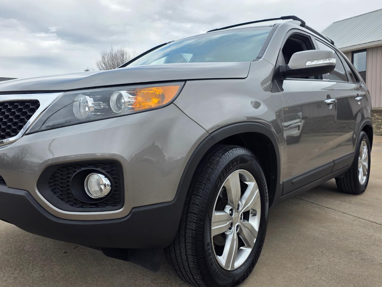 Kia Sorento EX V6 2WD 2012