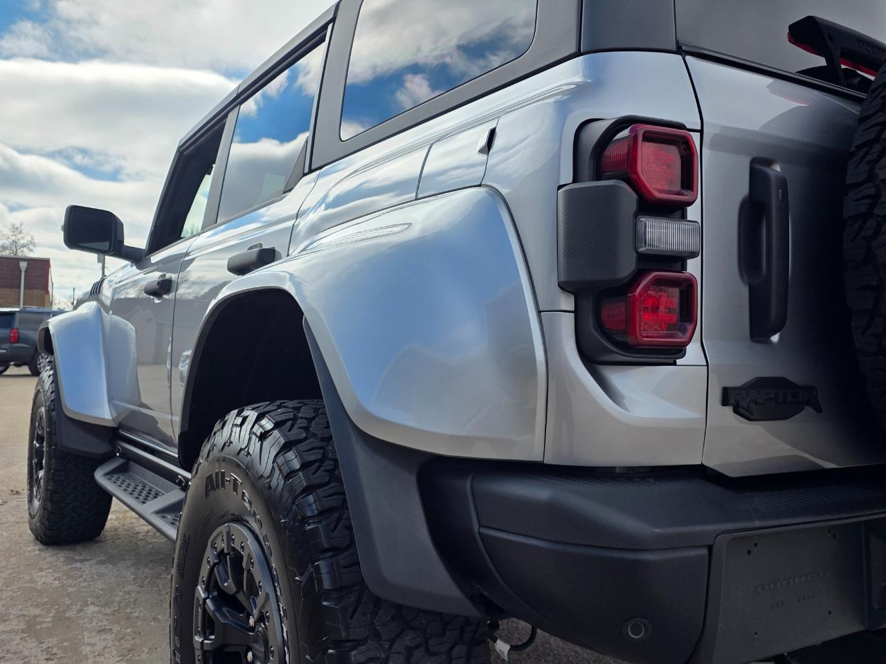 Ford Bronco Raptor 2024