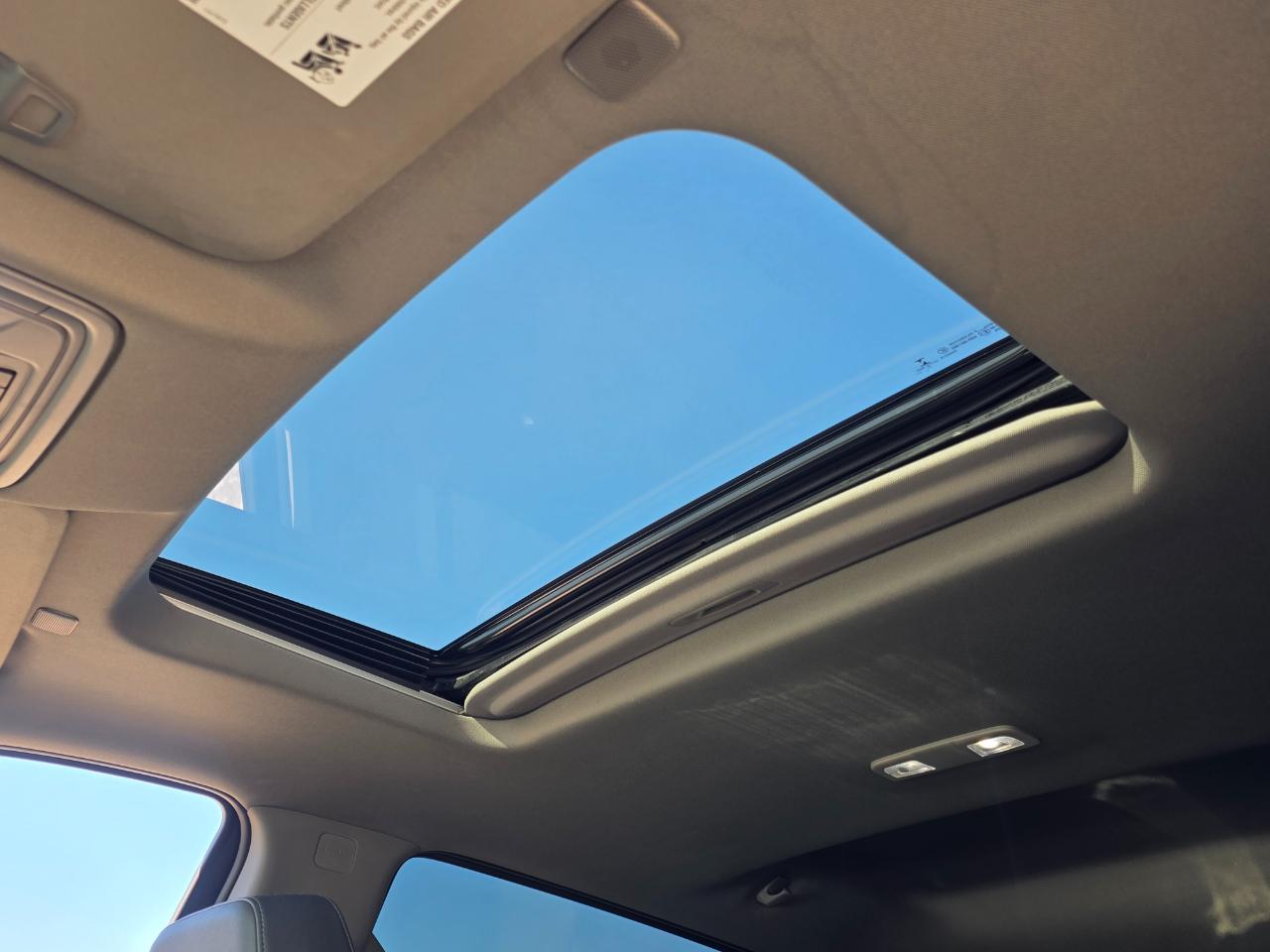 Chevrolet Silverado 1500 LTZ Crew Cab 4WD 2022