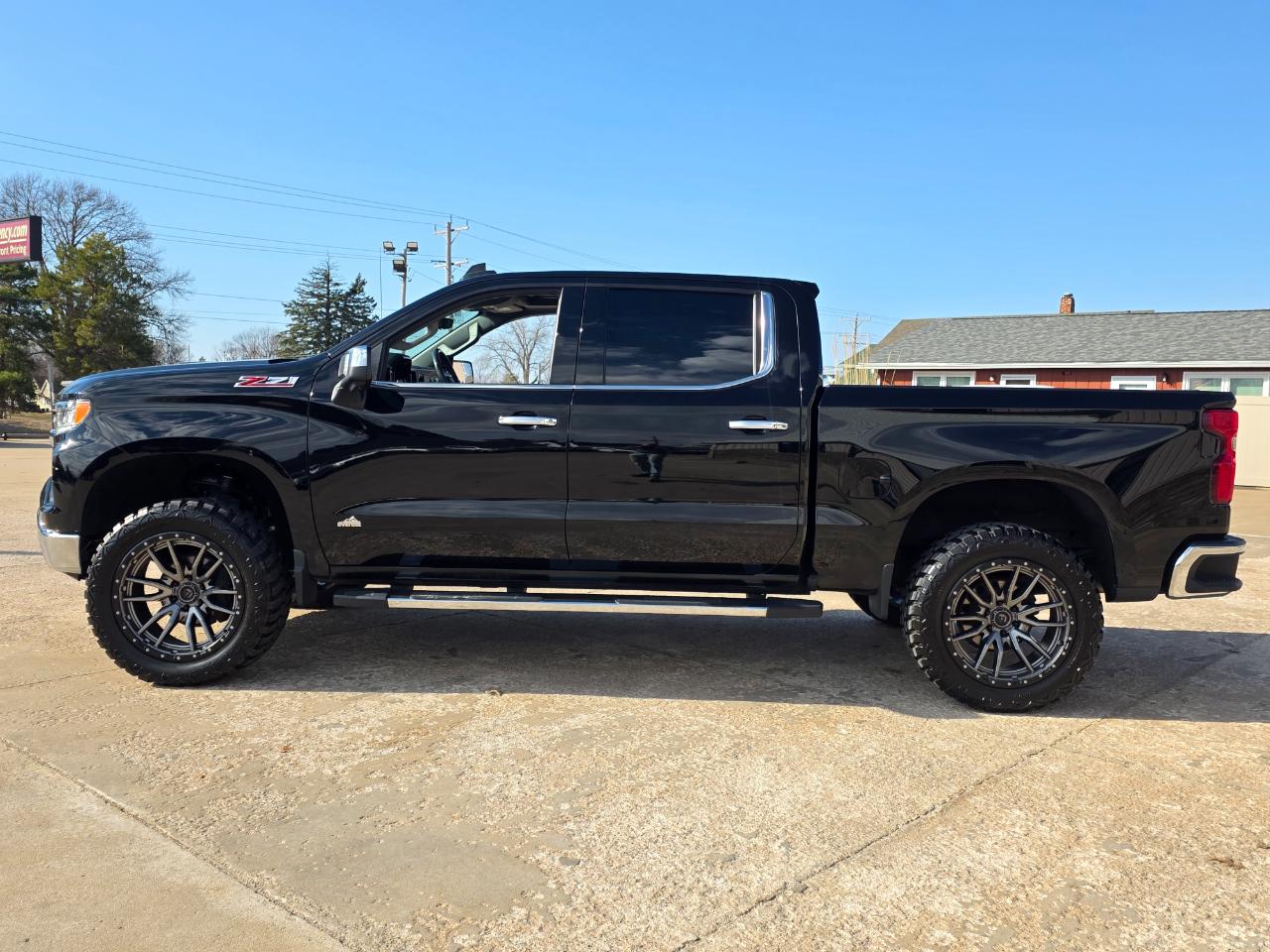 Chevrolet Silverado 1500 LTZ Crew Cab 4WD 2022