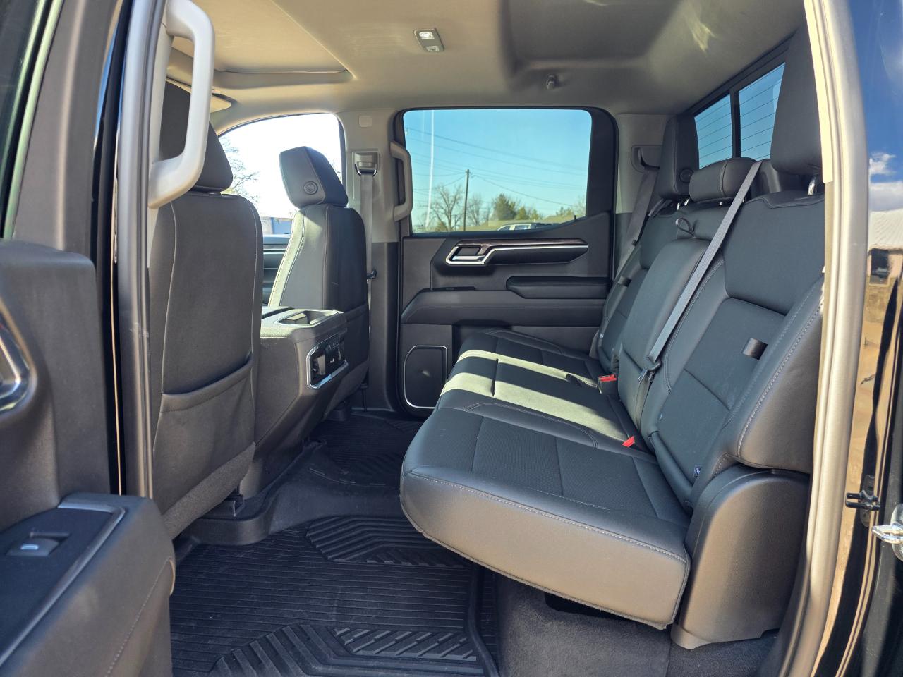 Chevrolet Silverado 1500 LTZ Crew Cab 4WD 2022