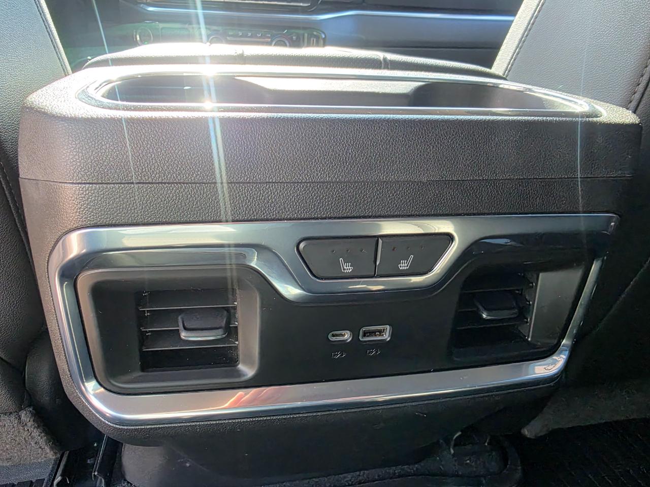 Chevrolet Silverado 1500 LTZ Crew Cab 4WD 2022