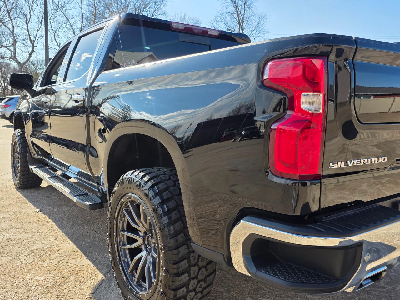 Chevrolet Silverado 1500 LTZ Crew Cab 4WD 2022