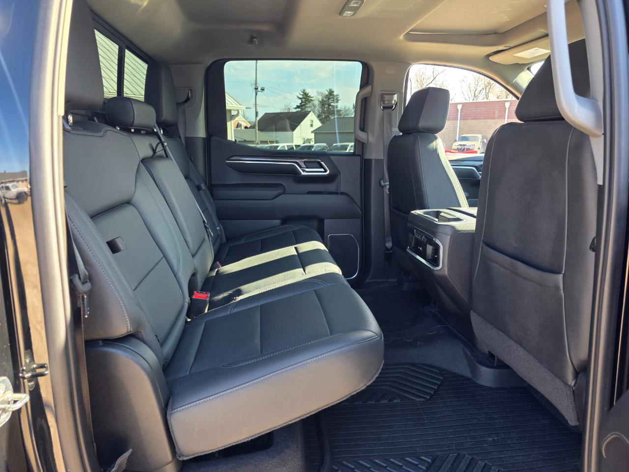 Chevrolet Silverado 1500 LTZ Crew Cab 4WD 2022