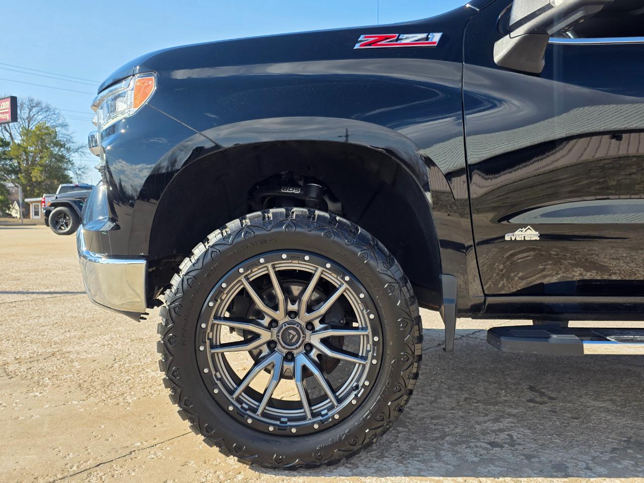 Chevrolet Silverado 1500 LTZ Crew Cab 4WD 2022