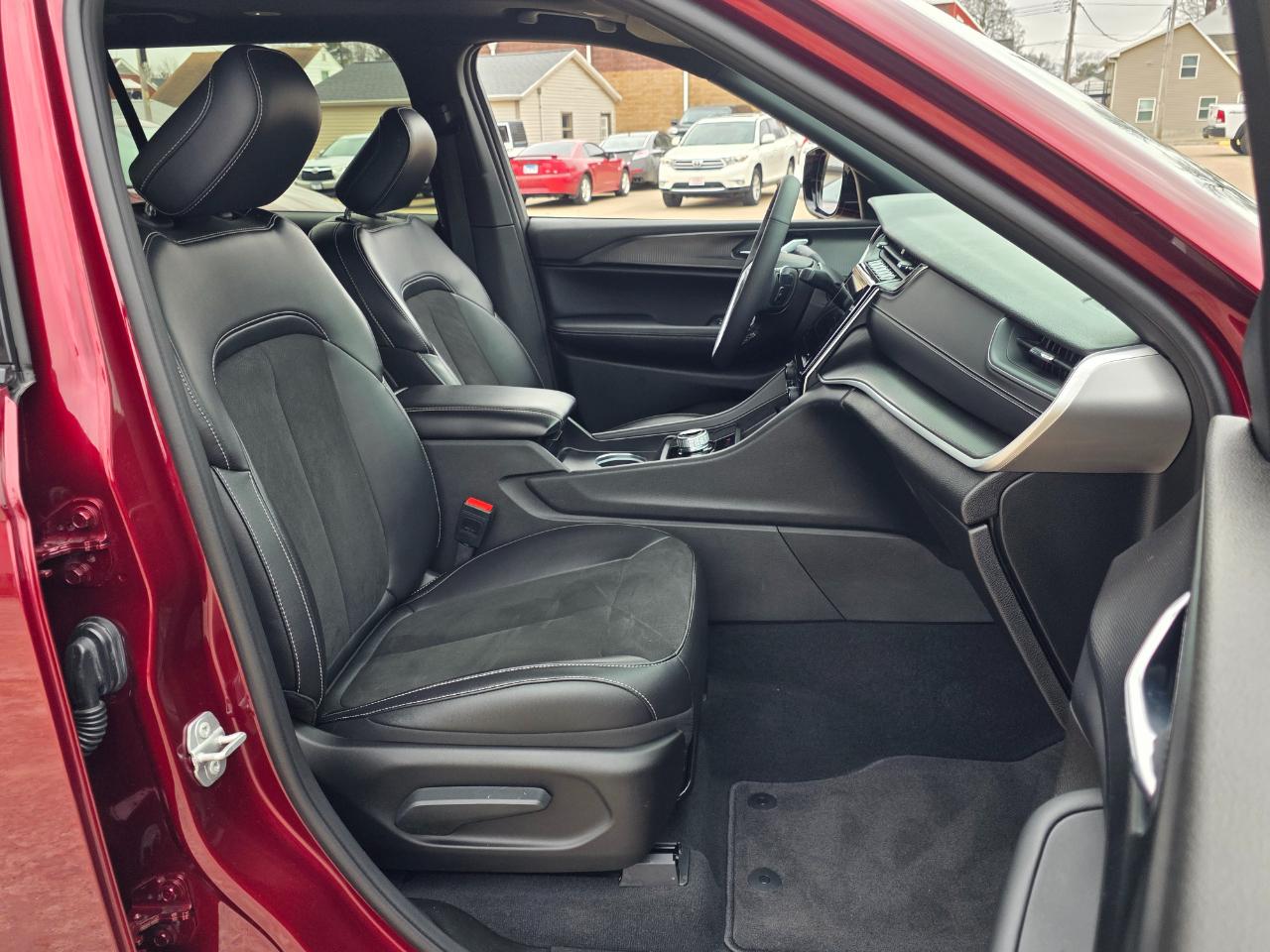 Jeep Grand Cherokee L  2024