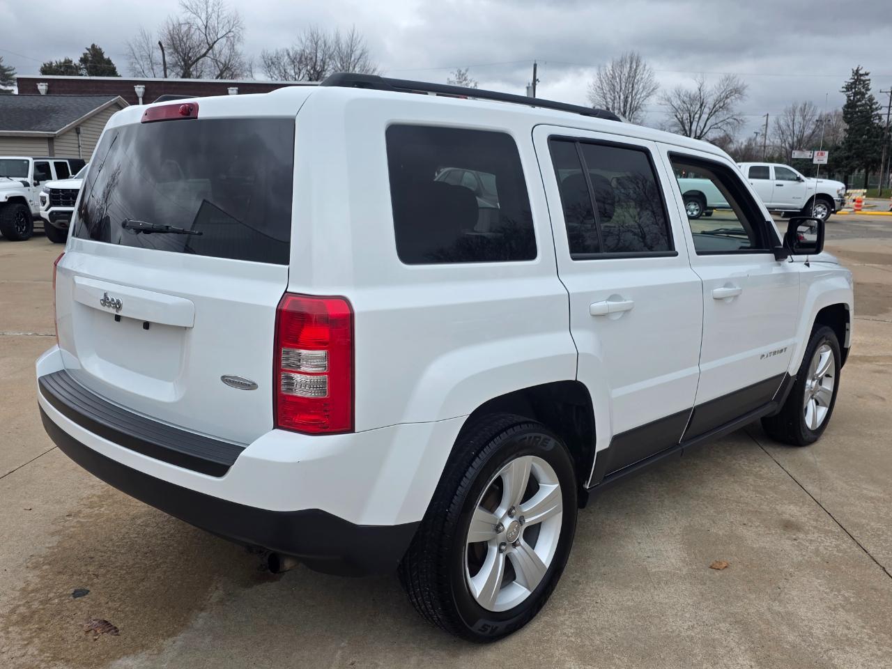 Jeep Patriot Latitude 2WD 2014