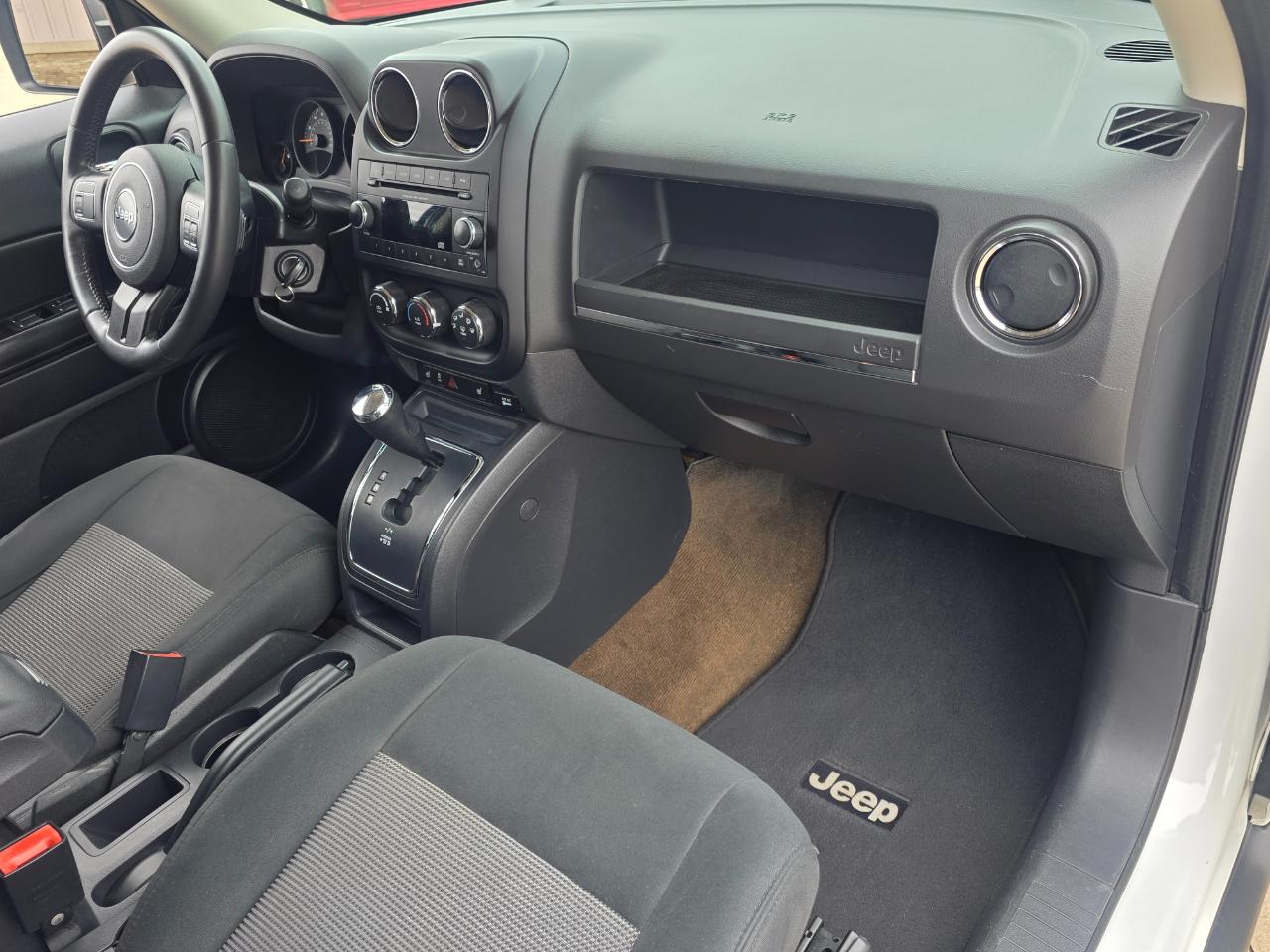 Jeep Patriot Latitude 2WD 2014