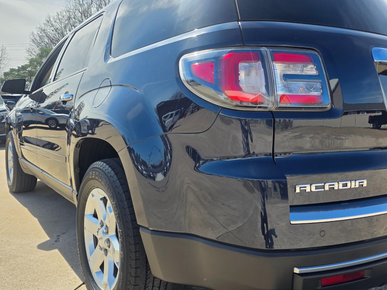 GMC Acadia SLE-2 FWD 2015