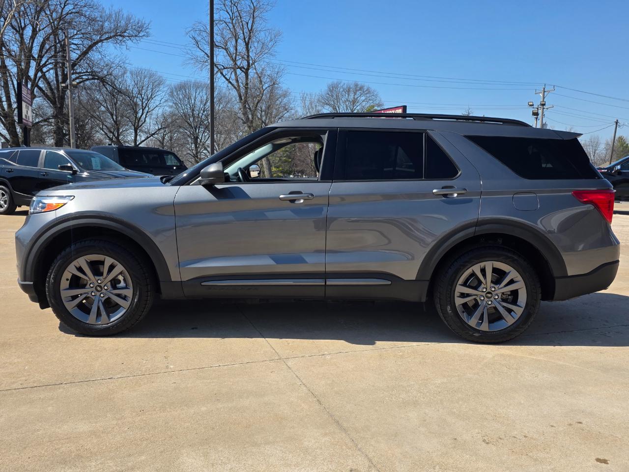 Ford Explorer XLT AWD 2021