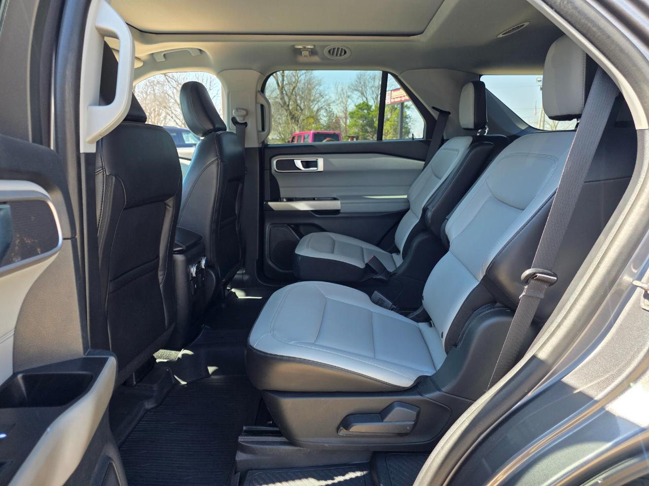 Ford Explorer XLT AWD 2021