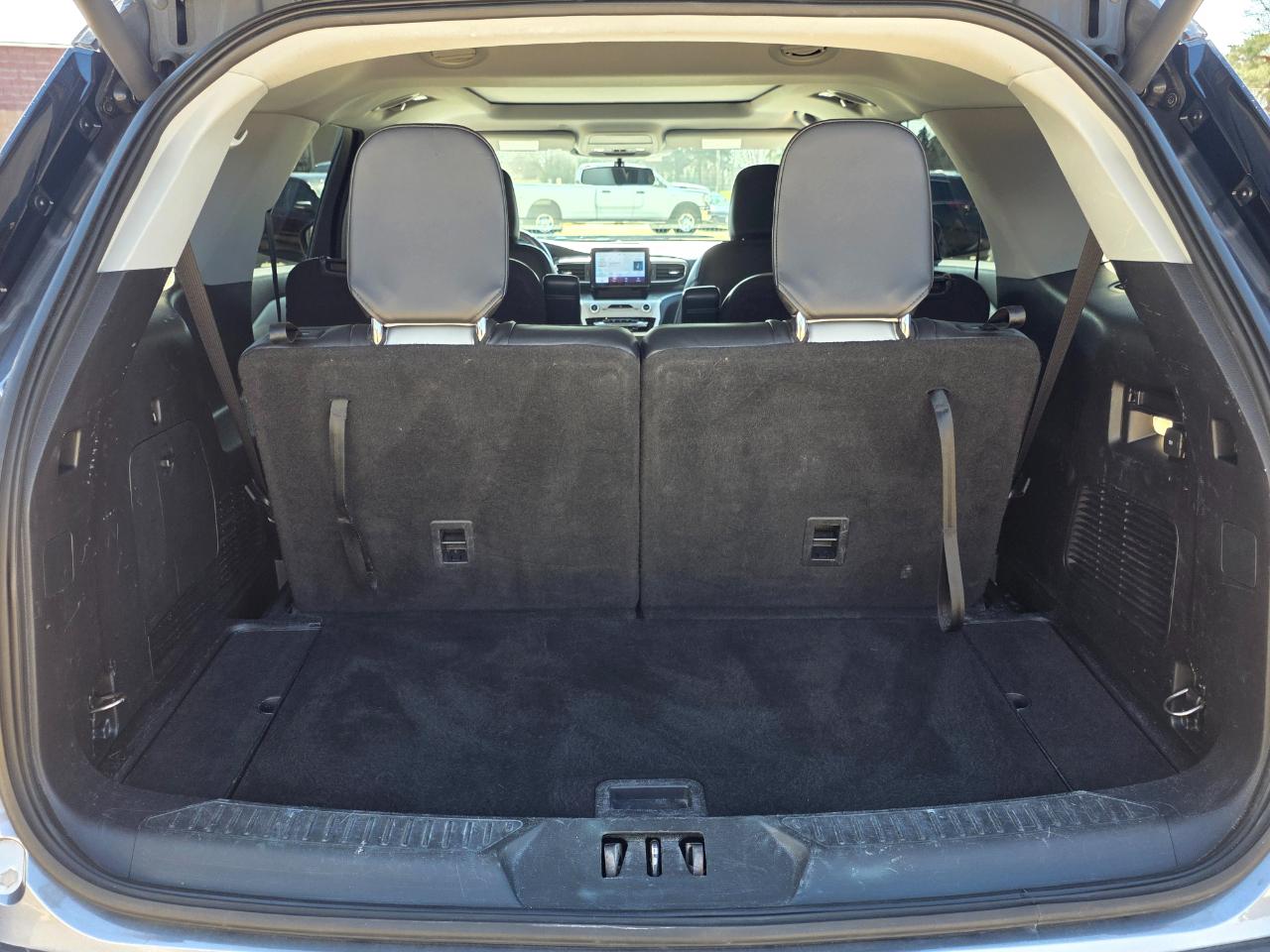 Ford Explorer XLT AWD 2021