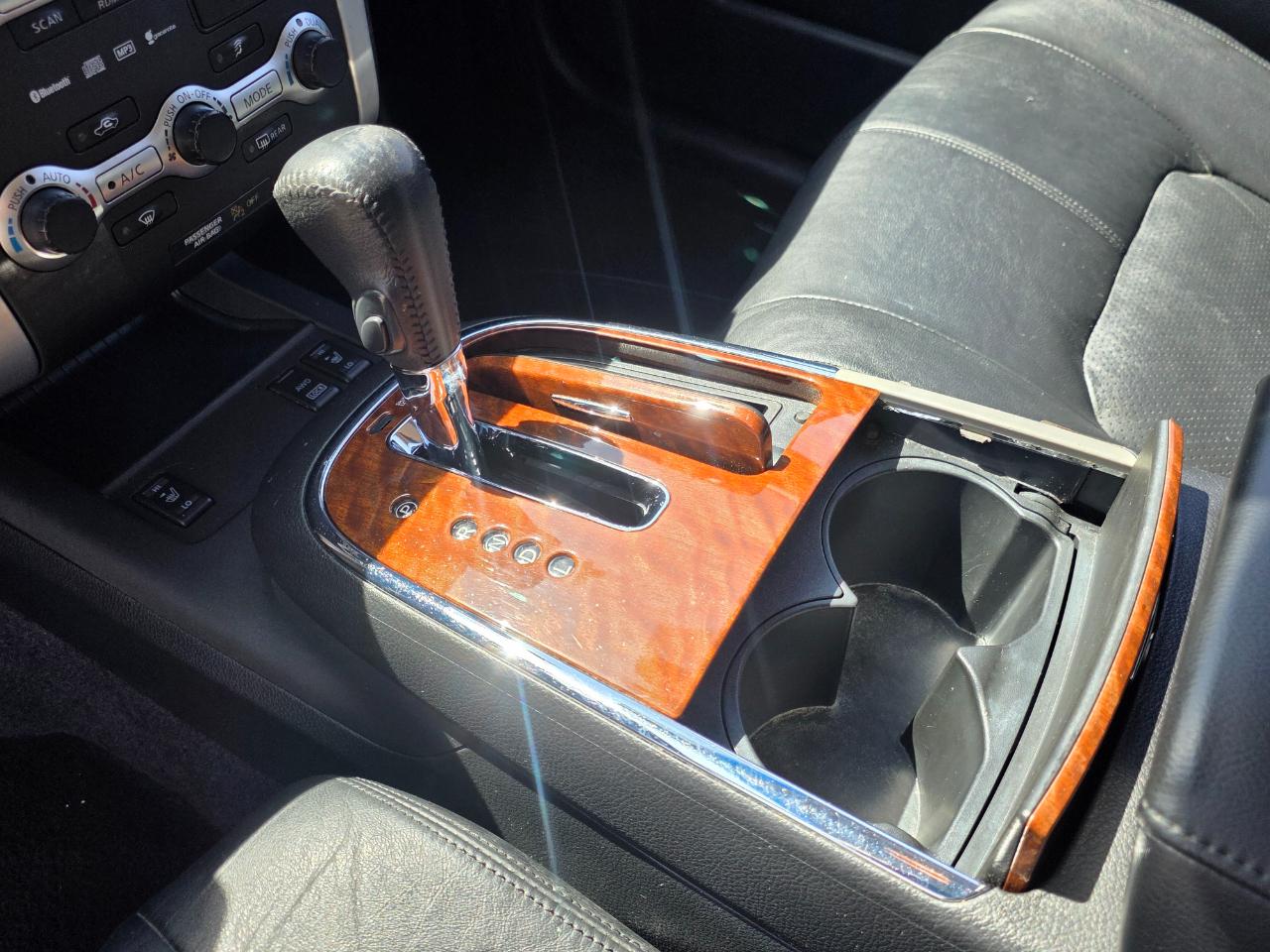 Nissan Murano SL AWD 2010