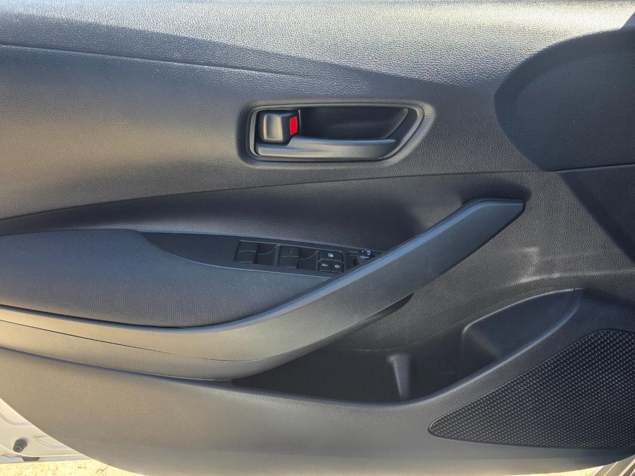 Toyota Corolla LE 2022