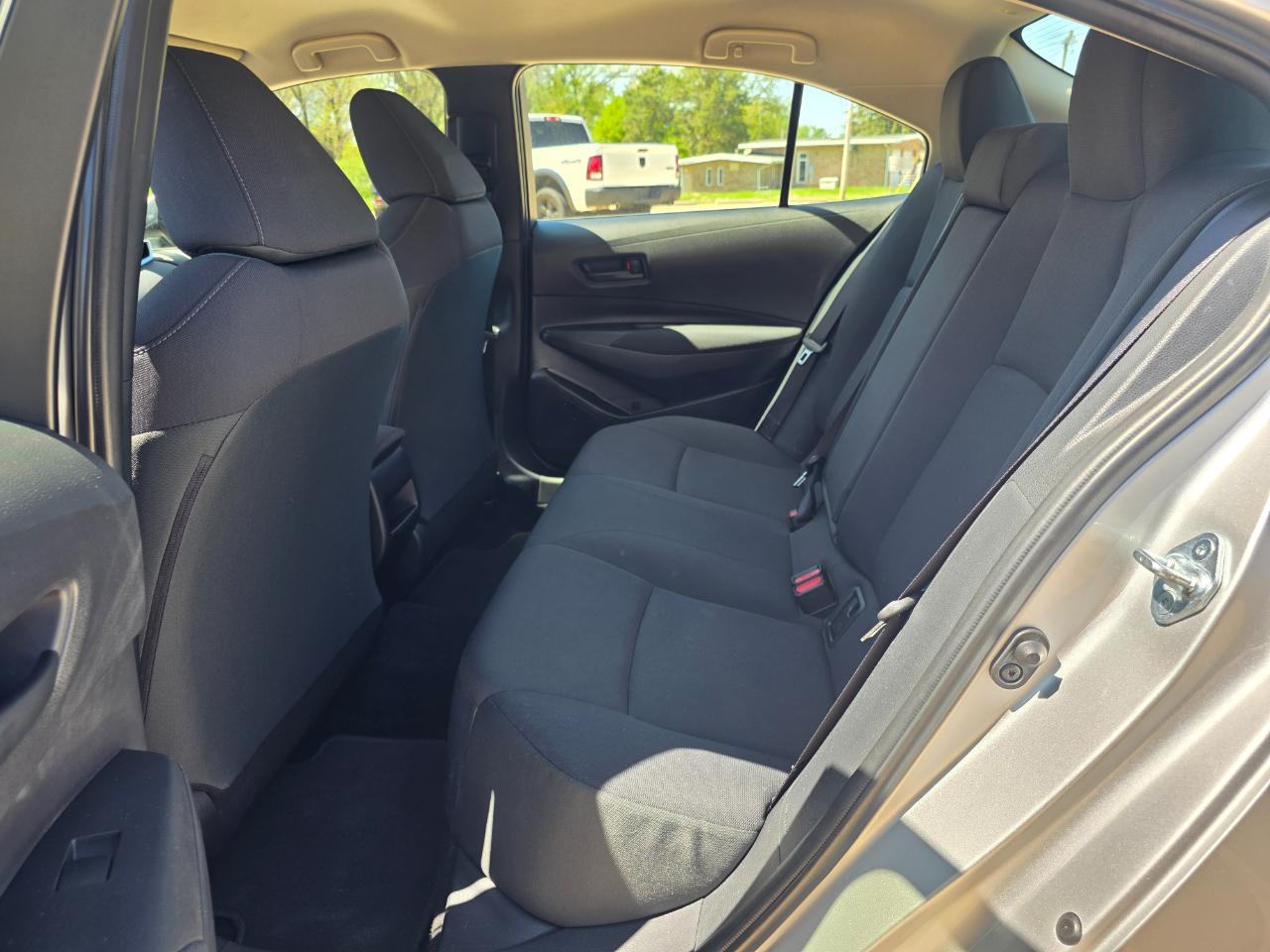 Toyota Corolla LE 2022