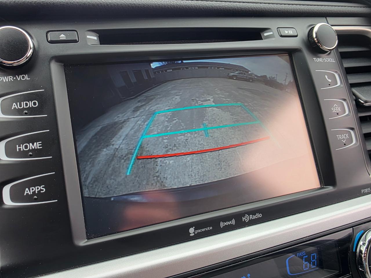 Toyota Highlander LE Plus AWD V6 2019