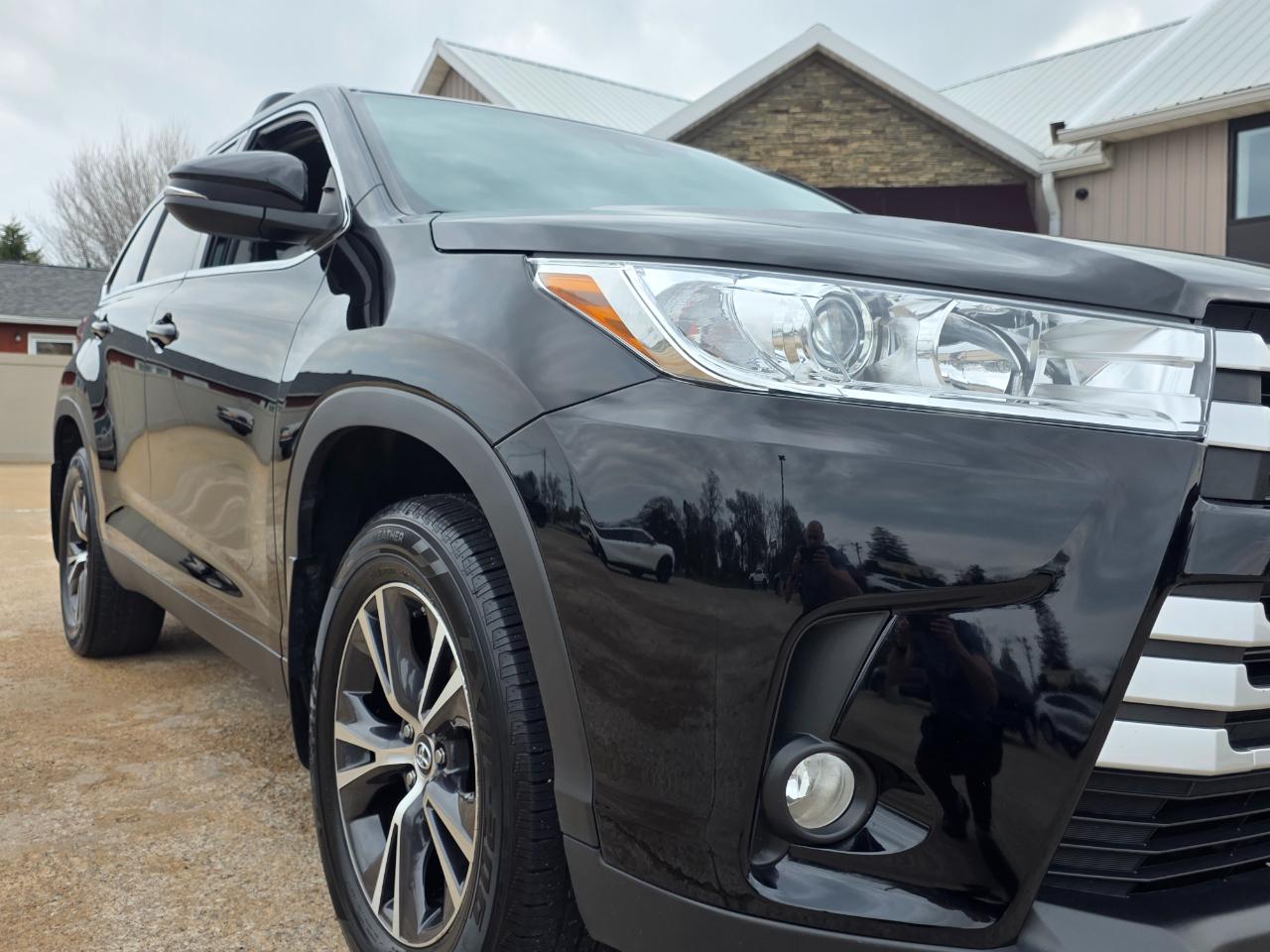 Toyota Highlander LE Plus AWD V6 2019