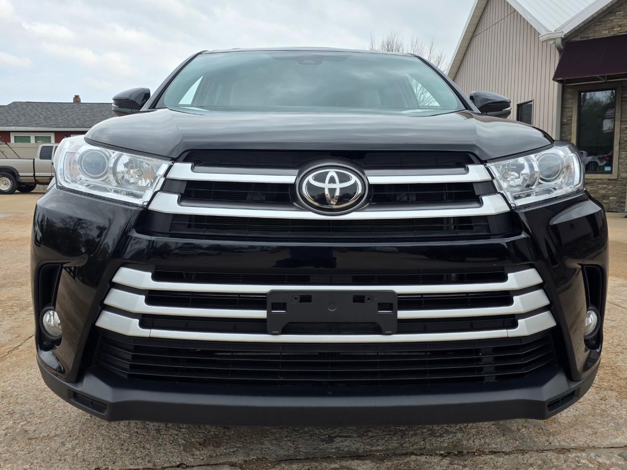 Toyota Highlander LE Plus AWD V6 2019