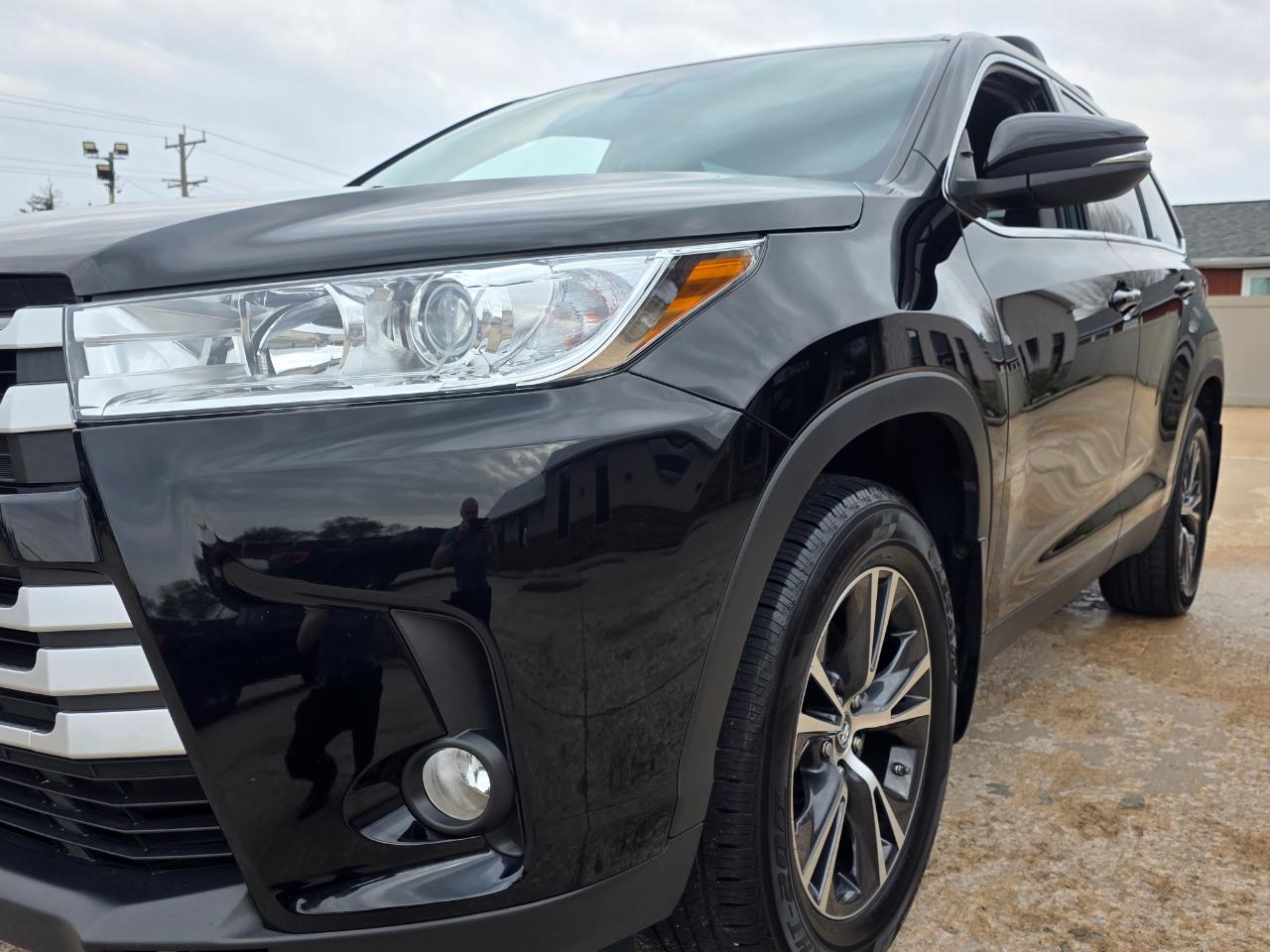 Toyota Highlander LE Plus AWD V6 2019