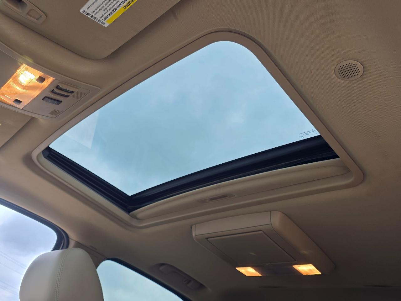 Chevrolet Tahoe LTZ 4WD 2011