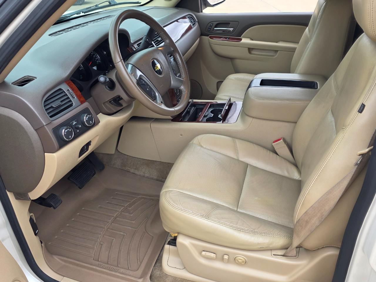 Chevrolet Tahoe LTZ 4WD 2011