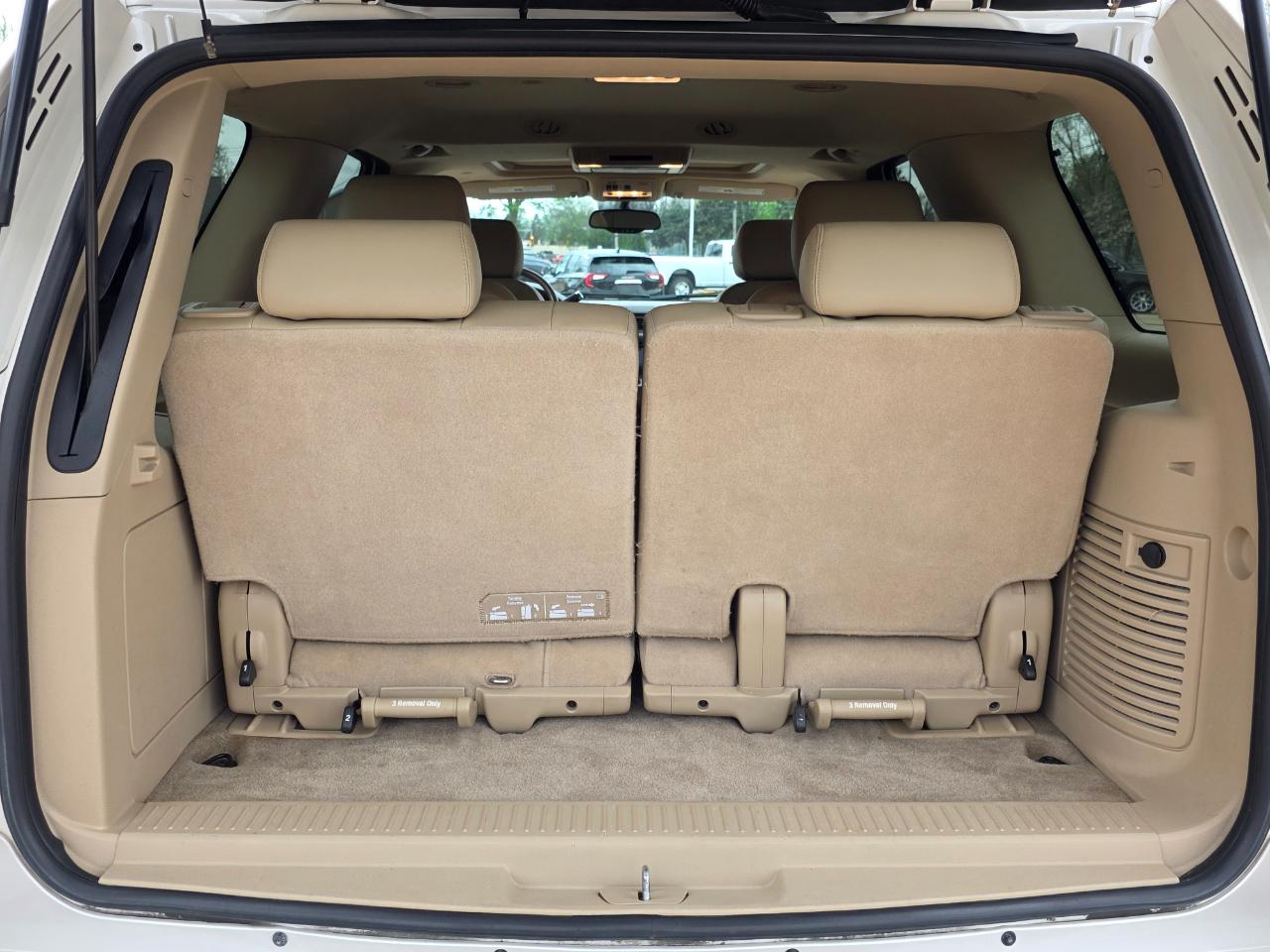 Chevrolet Tahoe LTZ 4WD 2011