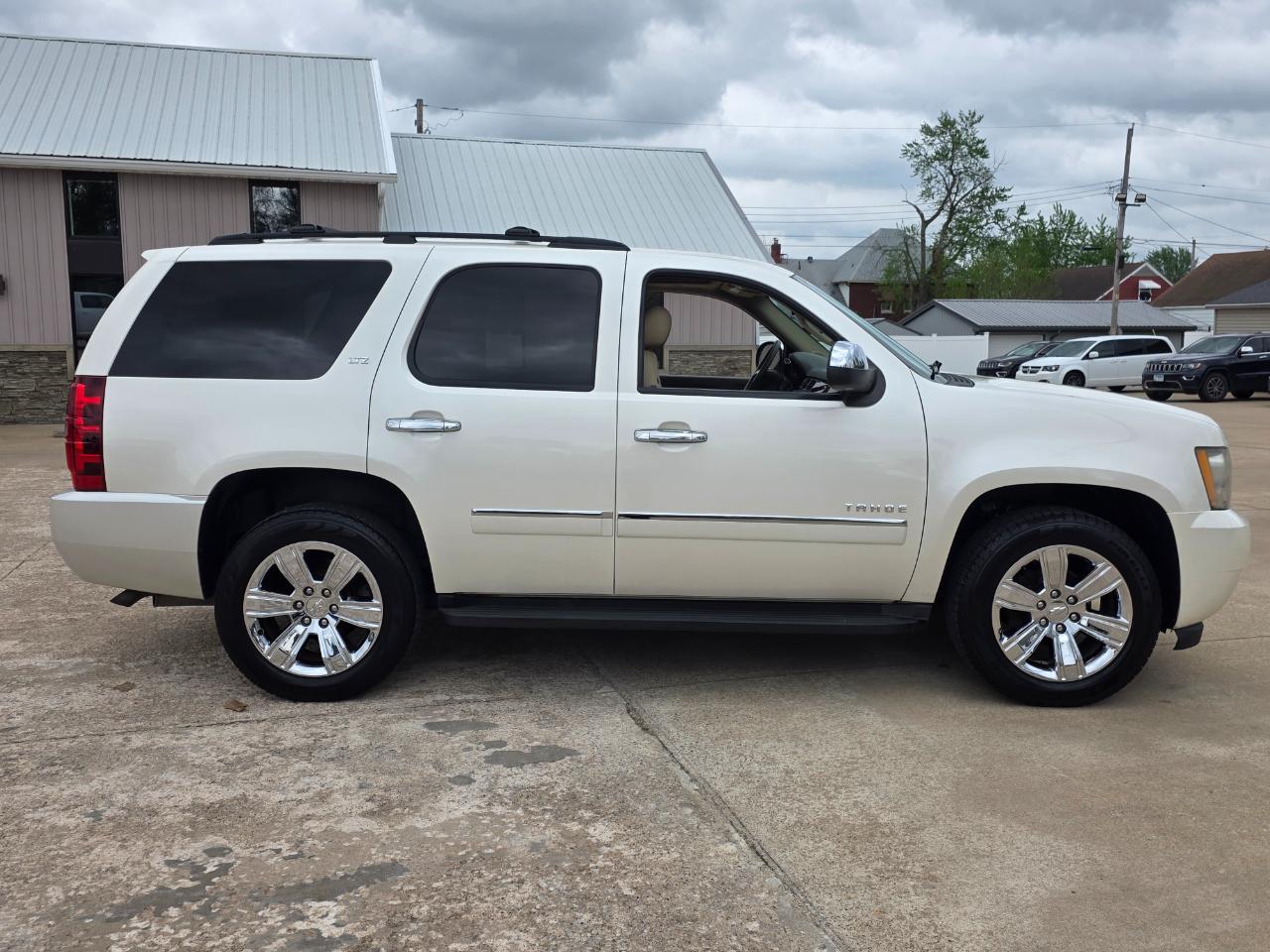 Chevrolet Tahoe LTZ 4WD 2011