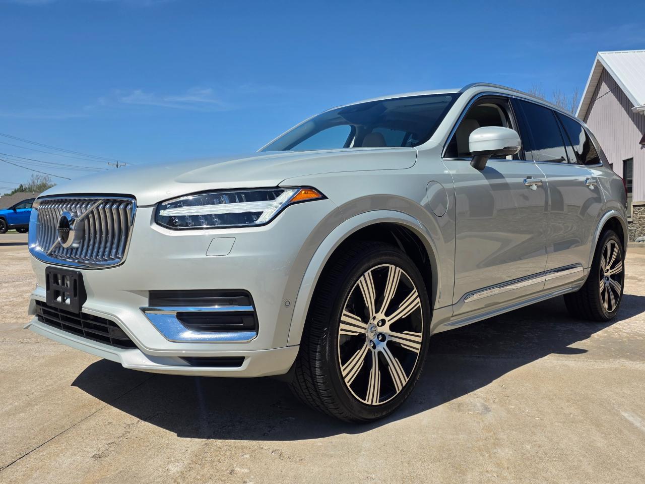 Volvo XC90 T8 Inscription Hybrid w/6 Passenger Seating 2020