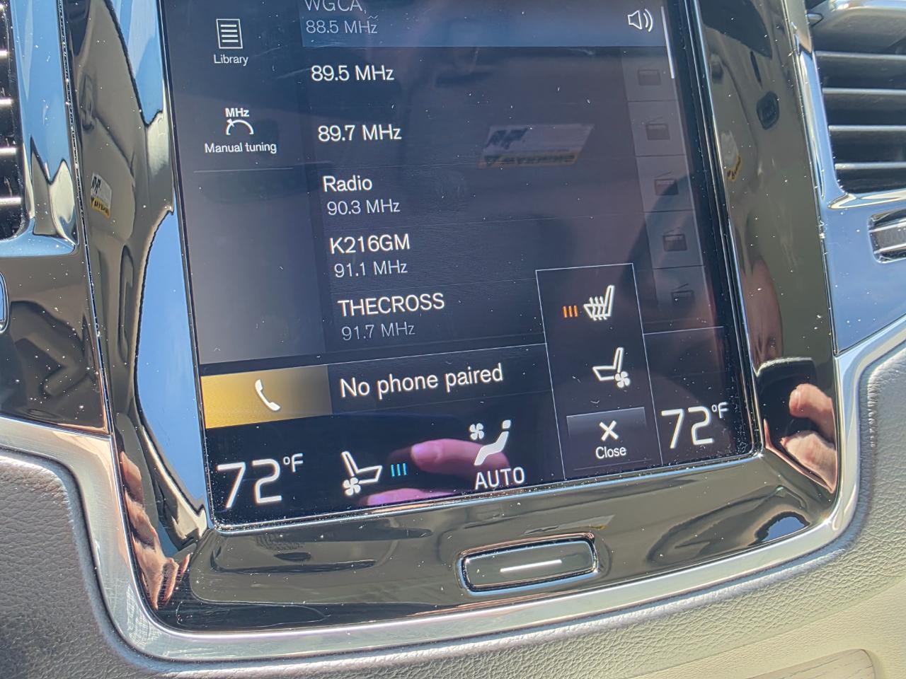 Volvo XC90 T8 Inscription Hybrid w/6 Passenger Seating 2020