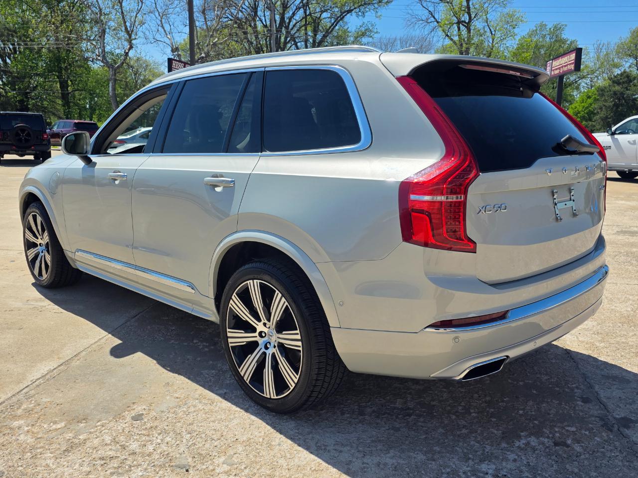 Volvo XC90 T8 Inscription Hybrid w/6 Passenger Seating 2020