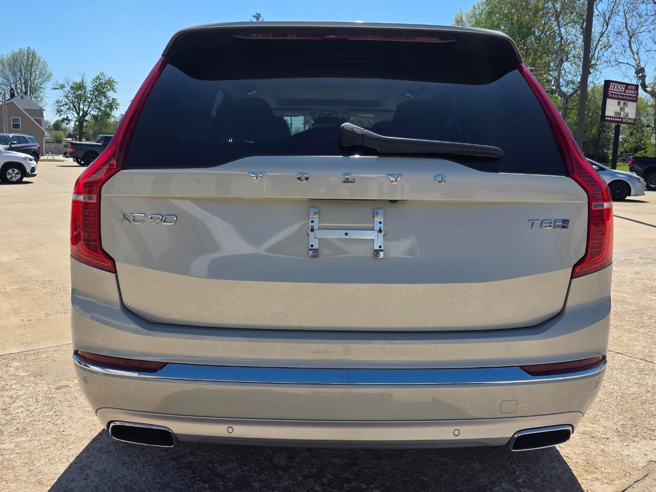 Volvo XC90 T8 Inscription Hybrid w/6 Passenger Seating 2020