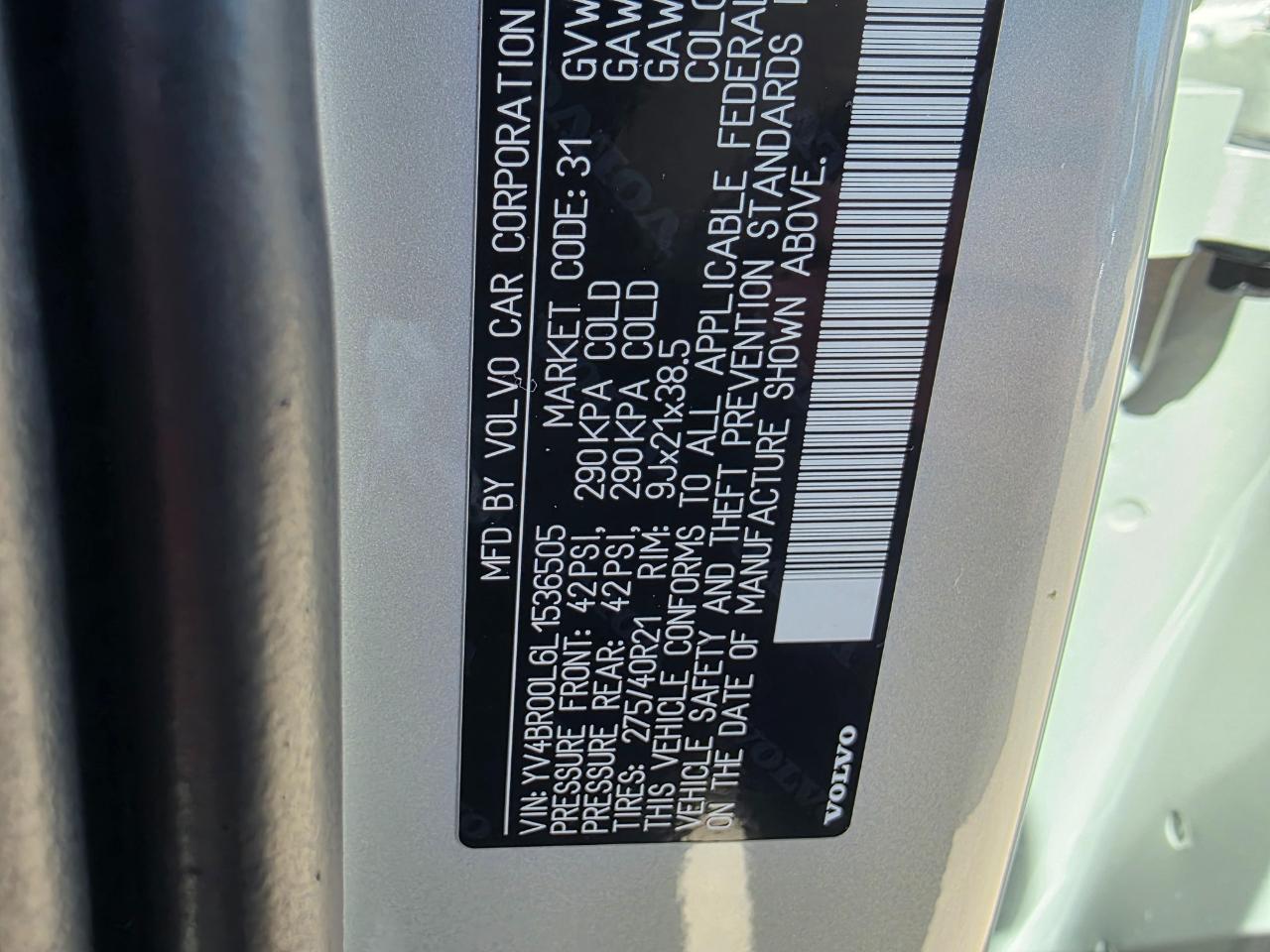 Volvo XC90 T8 Inscription Hybrid w/6 Passenger Seating 2020