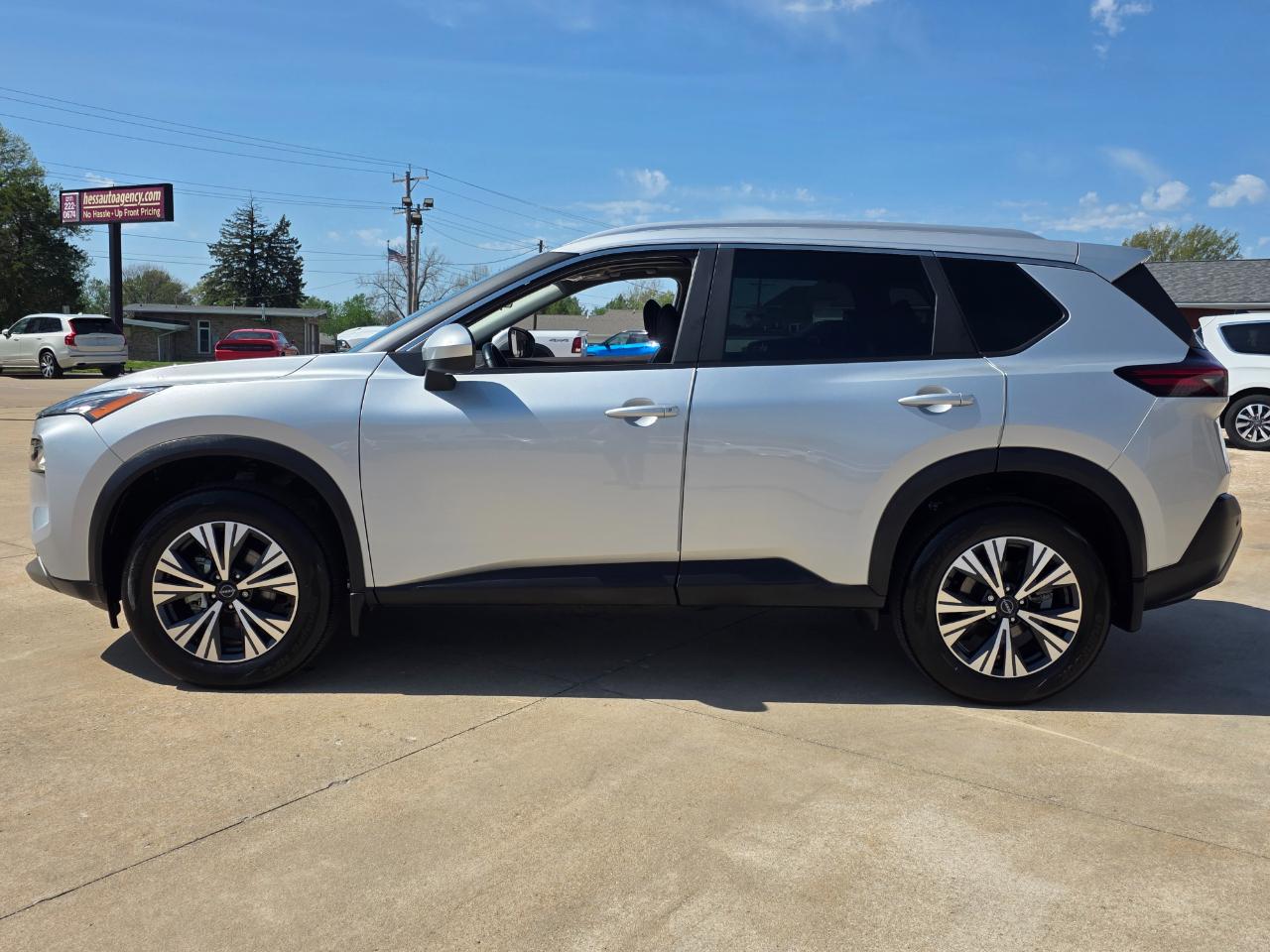 Nissan Rogue SV AWD 2023