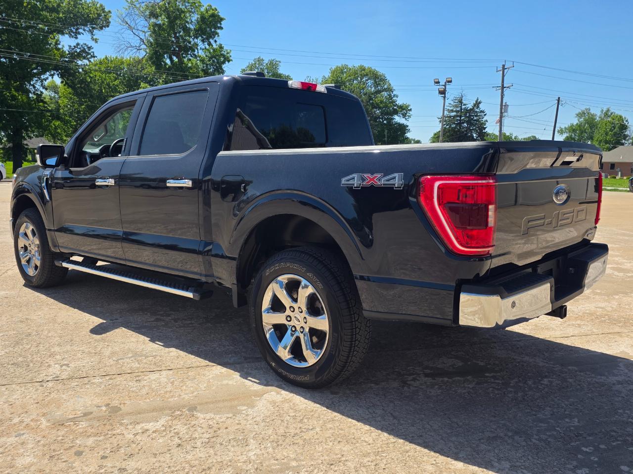 Ford F-150 XLT SuperCrew 5.5-ft. Bed 4WD 2022