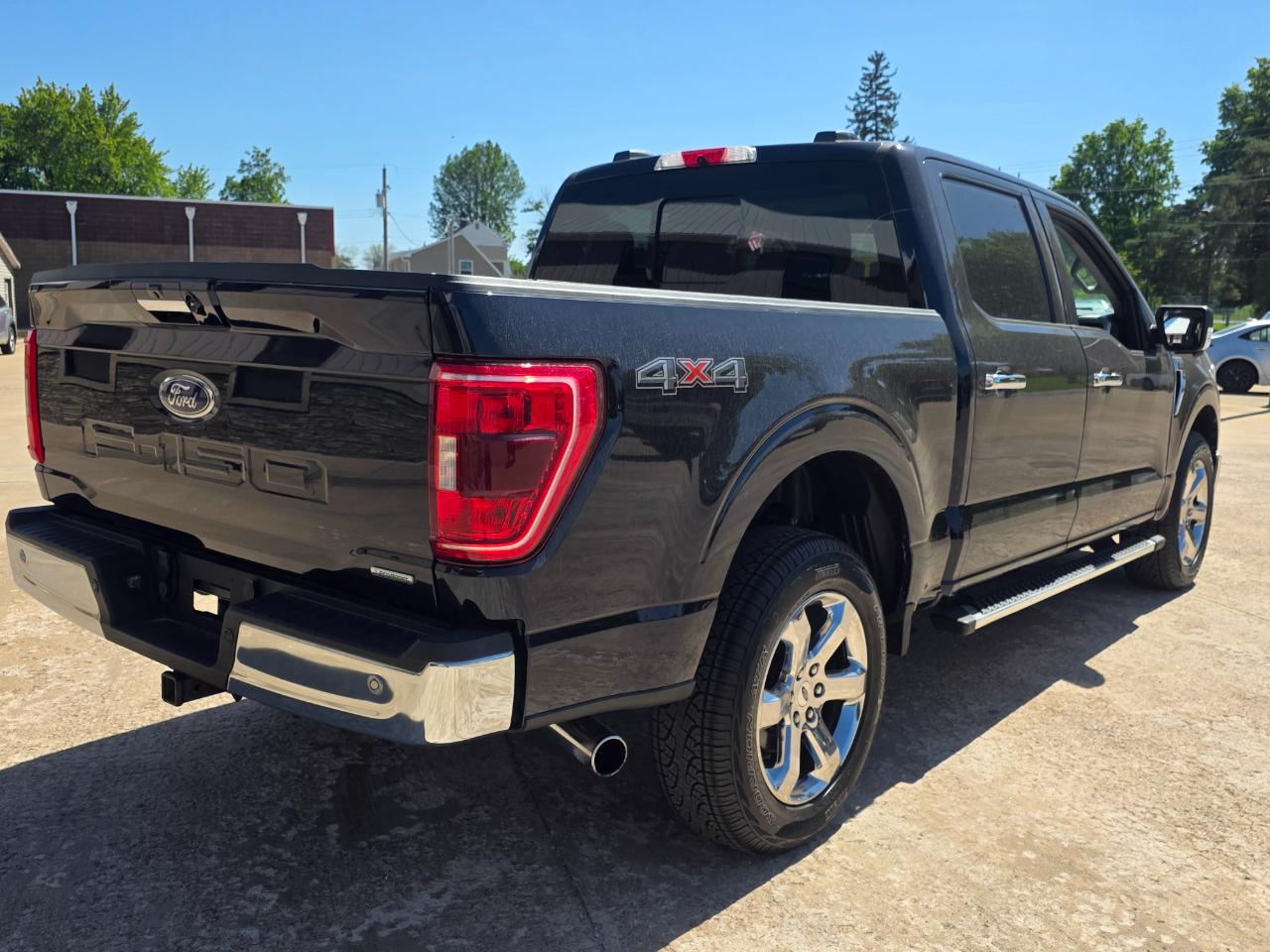 Ford F-150 XLT SuperCrew 5.5-ft. Bed 4WD 2022