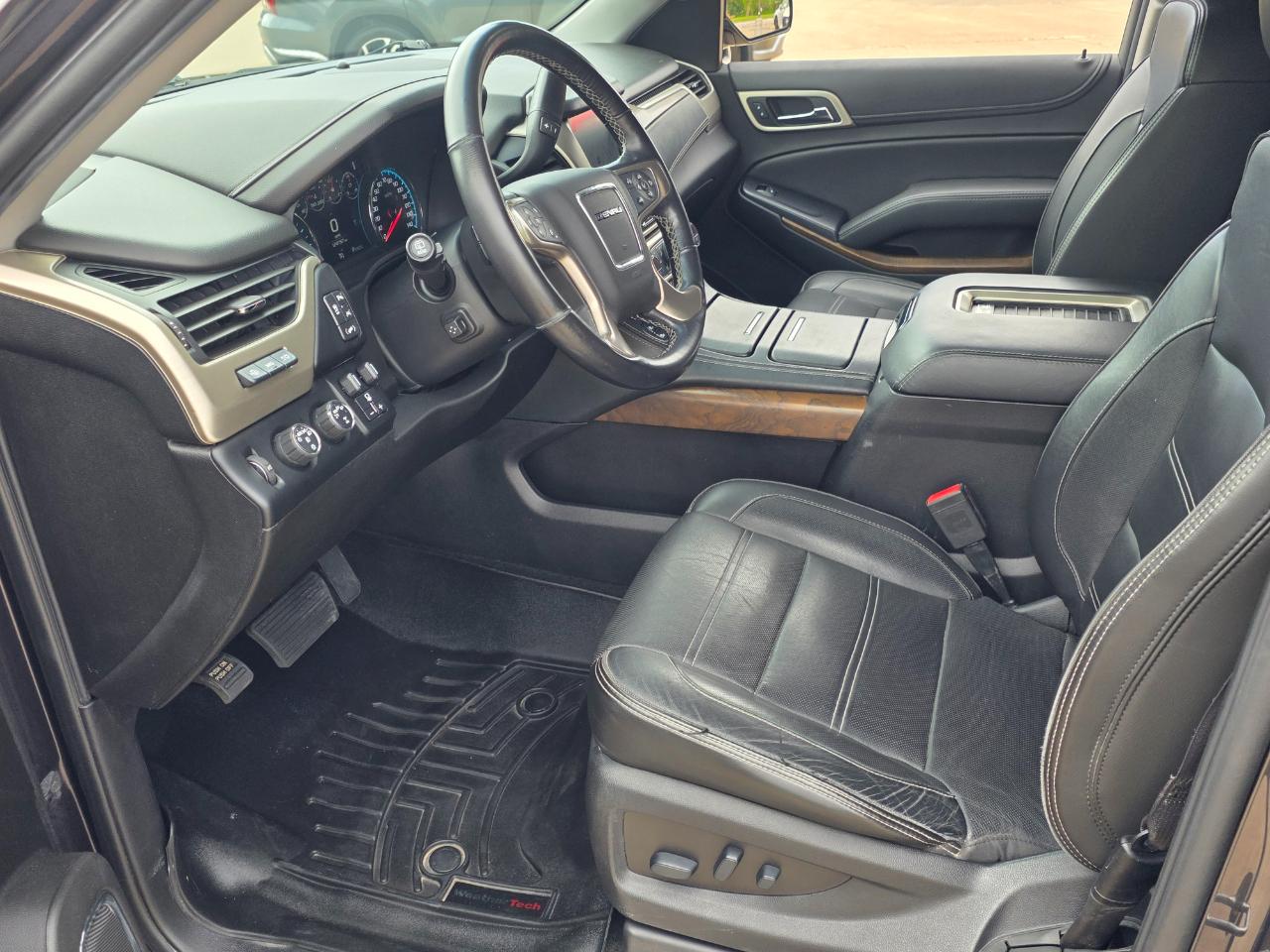 GMC Yukon XL Denali 4WD 2018