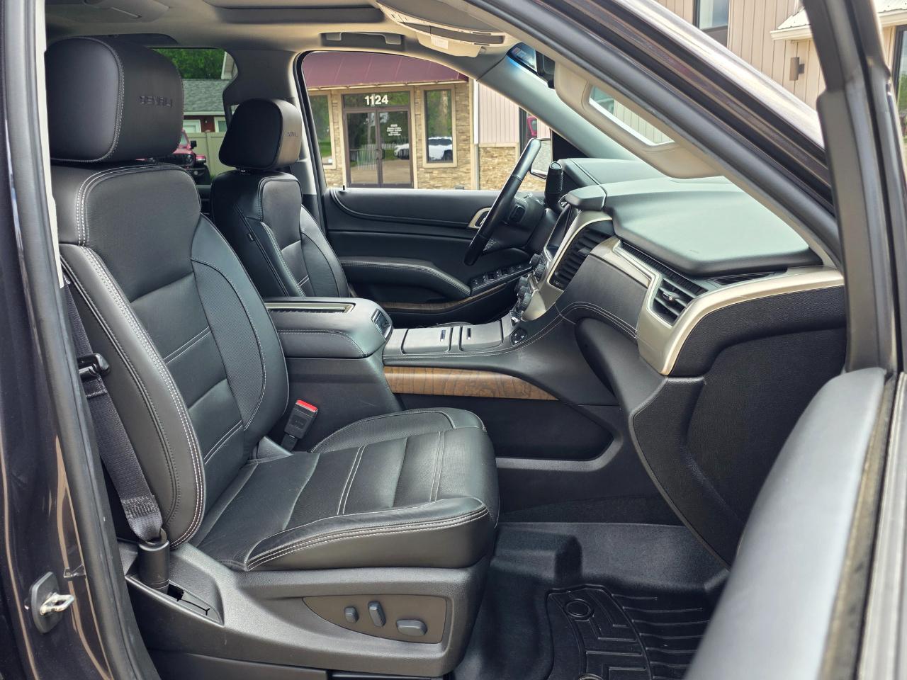 GMC Yukon XL Denali 4WD 2018