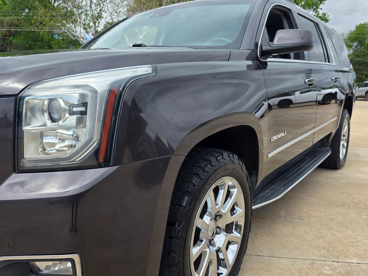 GMC Yukon XL Denali 4WD 2018