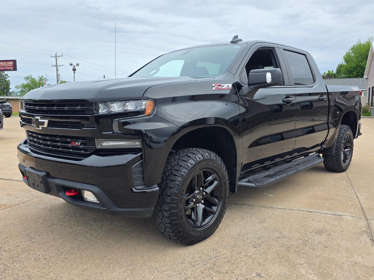 Chevrolet Silverado 1500 LT Trail Boss Crew Cab 4WD 2020