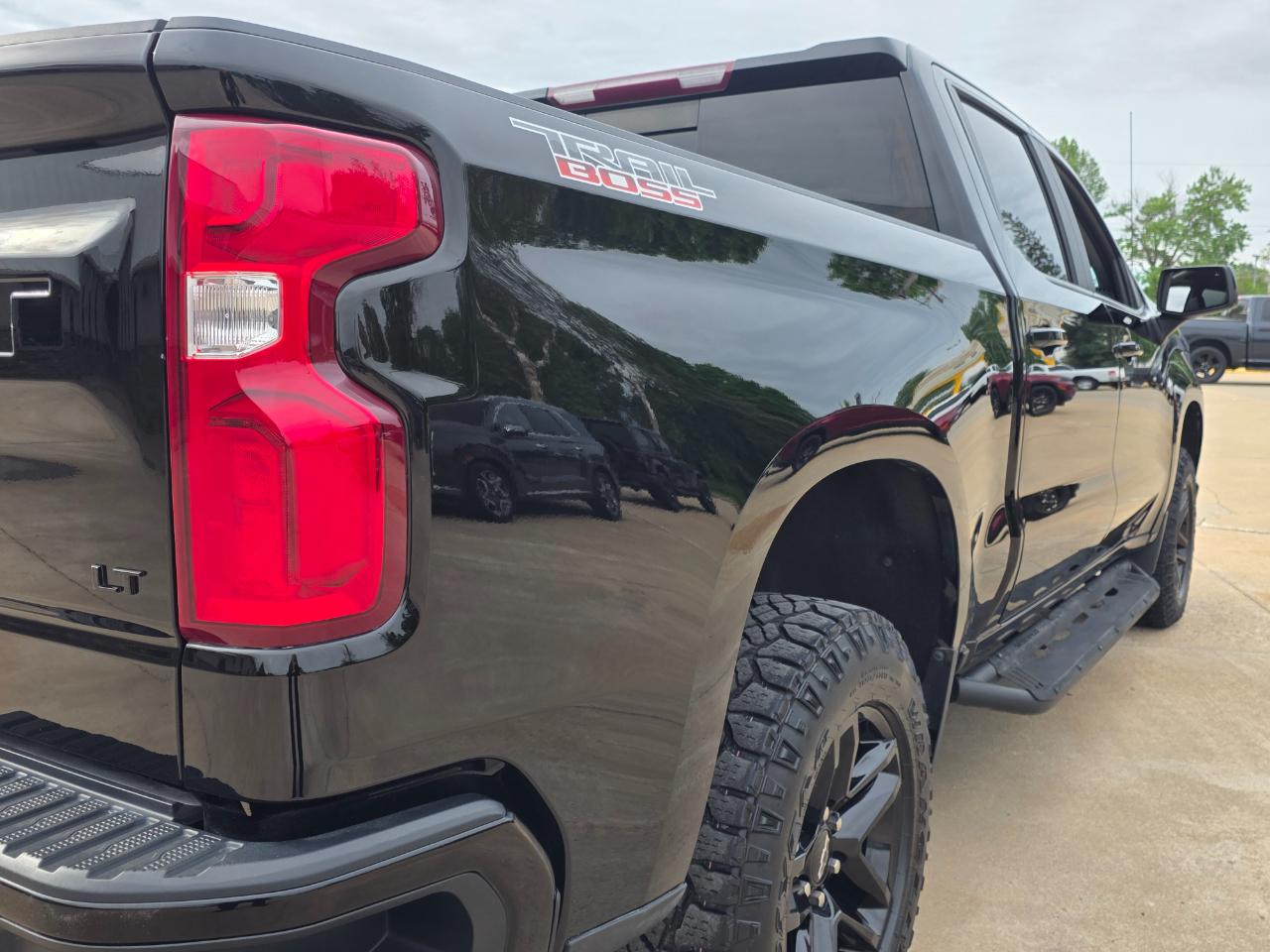 Chevrolet Silverado 1500 LT Trail Boss Crew Cab 4WD 2020