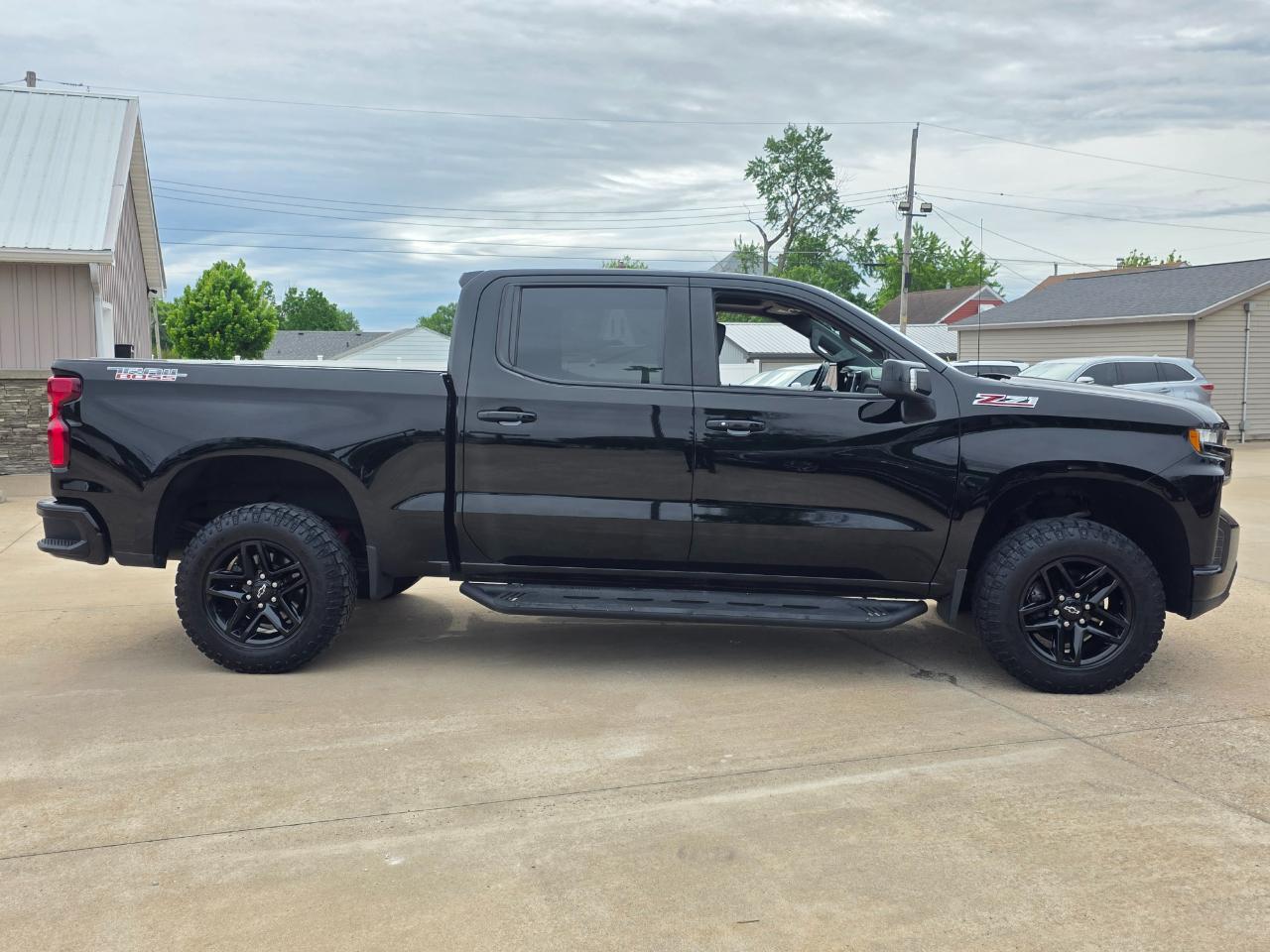 Chevrolet Silverado 1500 LT Trail Boss Crew Cab 4WD 2020