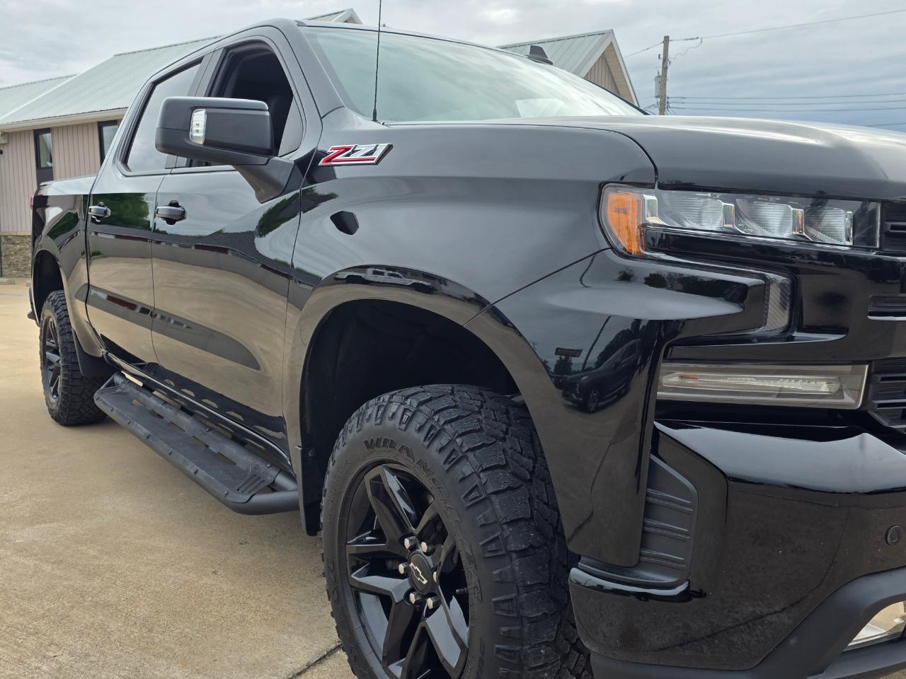 Chevrolet Silverado 1500 LT Trail Boss Crew Cab 4WD 2020