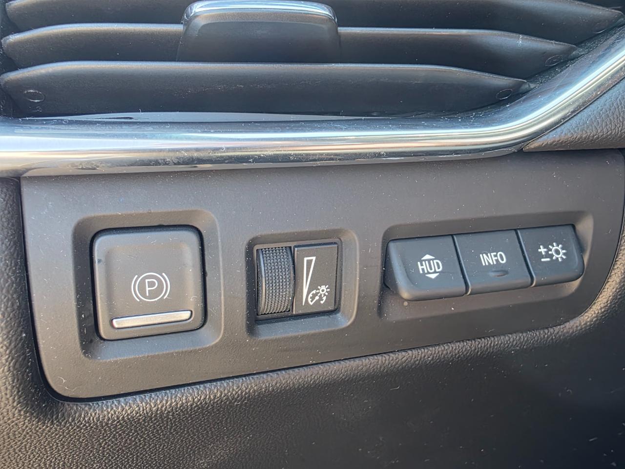 Cadillac XT4 Sport AWD 2023