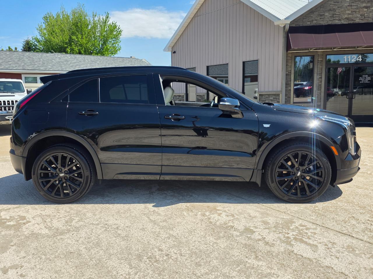 Cadillac XT4 Sport AWD 2023