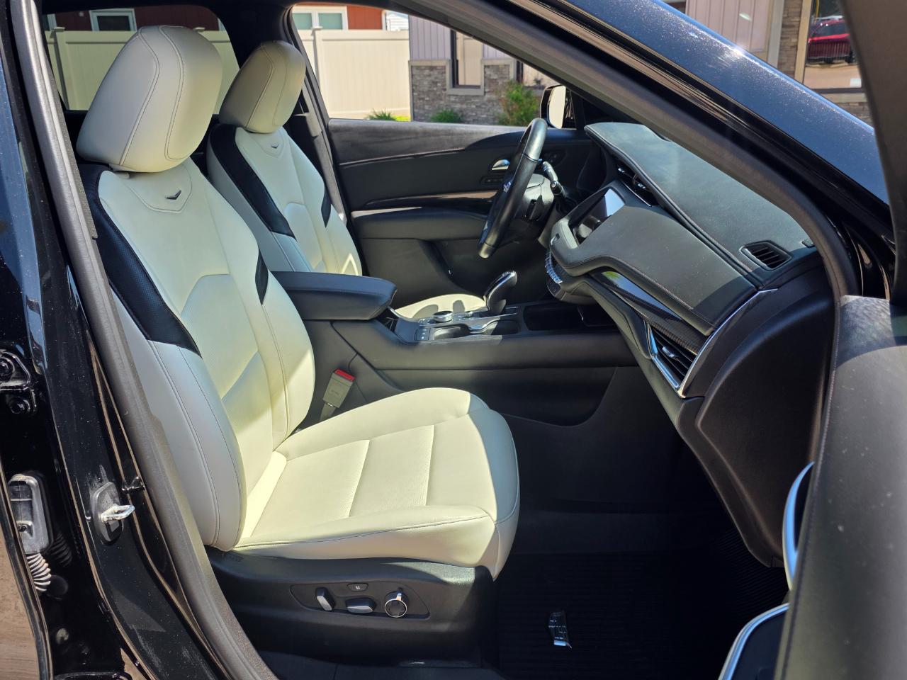 Cadillac XT4 Sport AWD 2023
