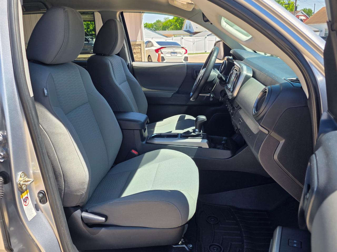 Toyota Tacoma SR5 Double Cab Long Bed V6 6AT 4WD 2019