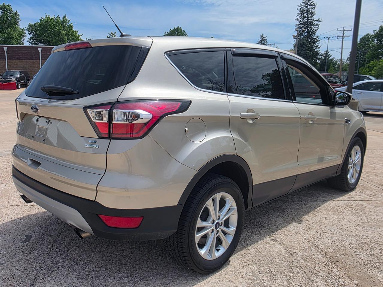 Ford Escape SE FWD 2017